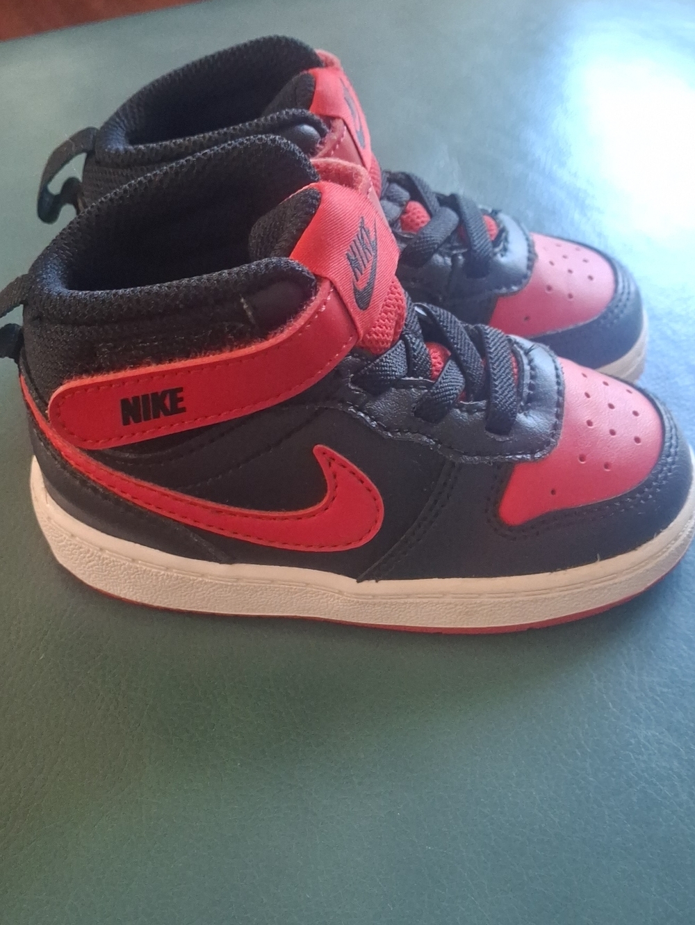 Nike Court Borough Shoes Size 7C
